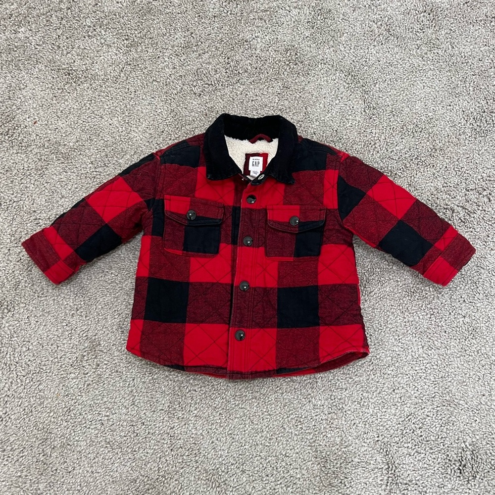 👶 Gap Kids Red and Black Plaid Sherpa Jacket 18-24 months